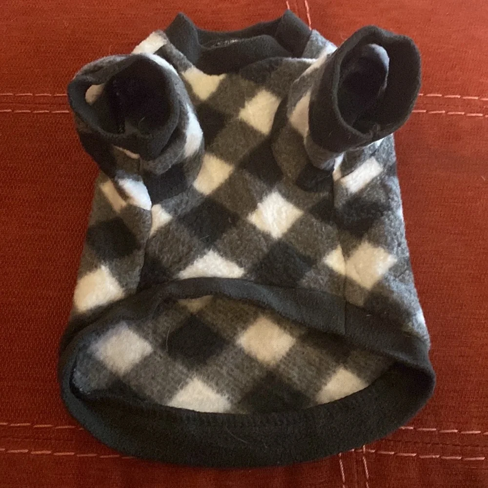 🆕Fleece Dog Sweater:Black and White Plaid- Size Small
